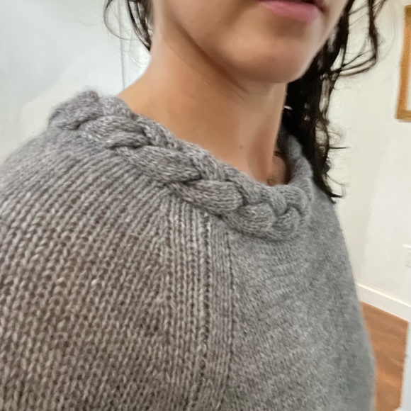 Native youth sweater - Picture 5 of 7